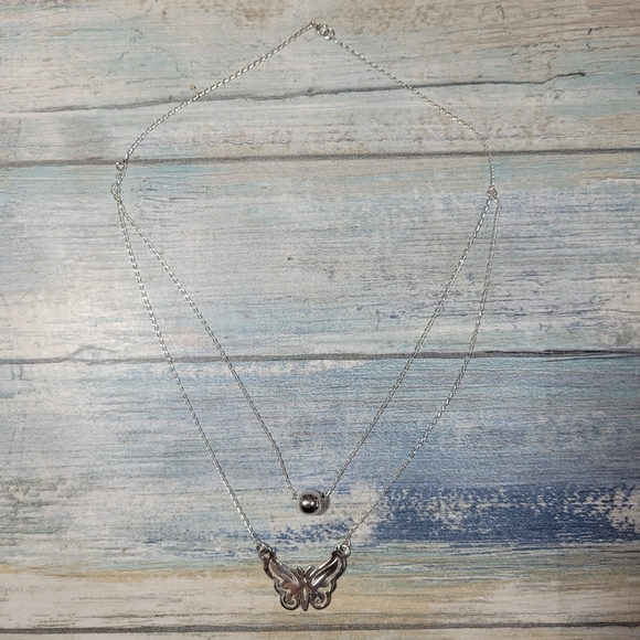 925 Butterfly two layers Necklace. - Picture 3 of 12